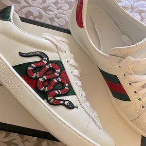 Gucci authentic shoes